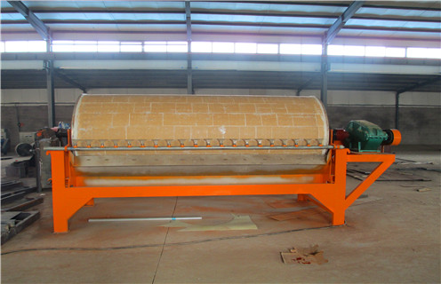 強(qiáng)磁磁選機(jī)，強(qiáng)磁磁選機(jī)和礦渣磨磁介質(zhì)堵塞技術(shù)難題如何解決？_磁選效率_強(qiáng)磁磁選機(jī)和礦渣磨磁介質(zhì)堵塞技術(shù)難題如何解決？報價及結(jié)構(gòu)_遠(yuǎn)力磁電廠家 