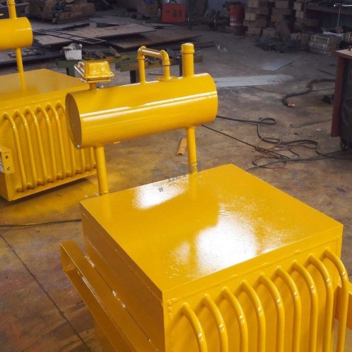 強(qiáng)迫油冷電磁除鐵器，河南強(qiáng)迫油冷電磁除鐵器生產(chǎn)廠家_河南強(qiáng)迫油冷電磁除鐵器生產(chǎn)廠家工作原理及內(nèi)部結(jié)構(gòu)